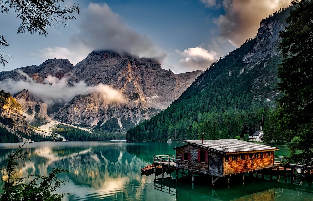 Lago di Braies, Italy. Source: Pixabay